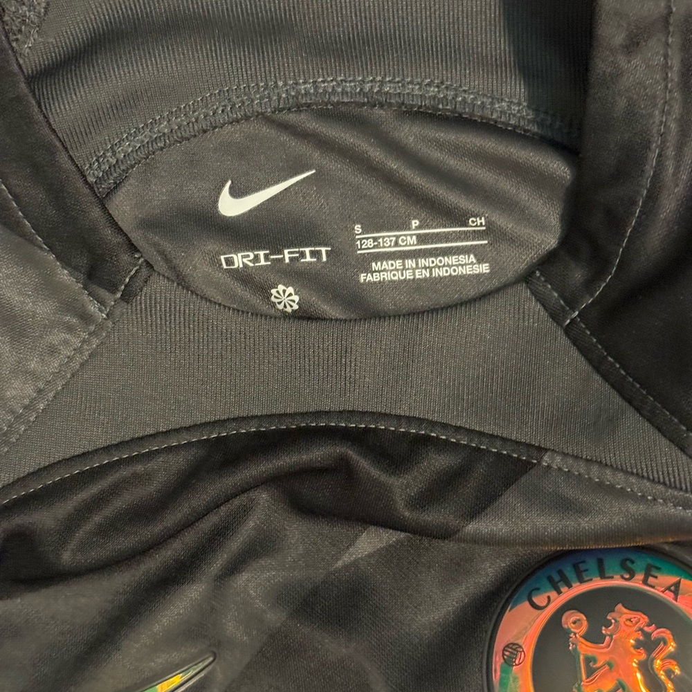 Chelsea Football Kit Goalkeeper jersey size Small - Picture 3 of 3
